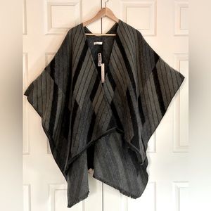 Aritzia Talula | Montgomery Wrap | Oak Heather Black | Sz: ONE | NWT